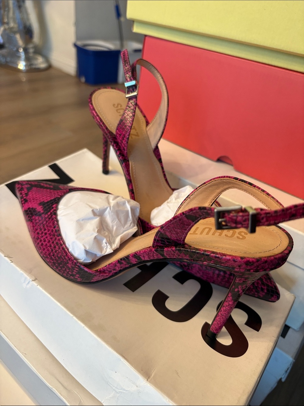 SCHUTZ Hot Pink Snake-Print Pointed Slingback Pumps 80 - Picture 2 of 7